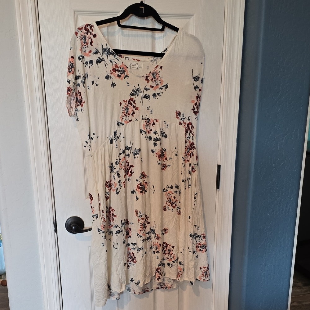 Maurices One Shoulder Floral Cream Dress L